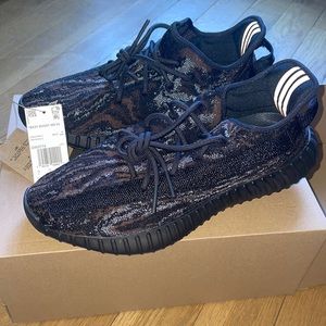 YEEZY BOOST 350 V2 'MX ROCK'